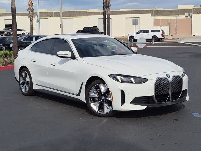 2025 BMW i4