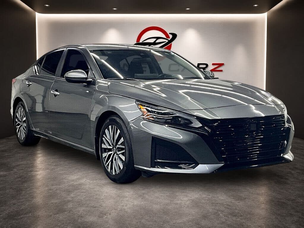 2023 NISSAN Altima