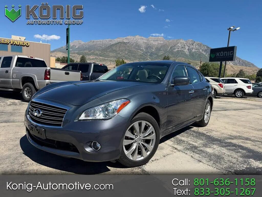 2012 INFINITI M37