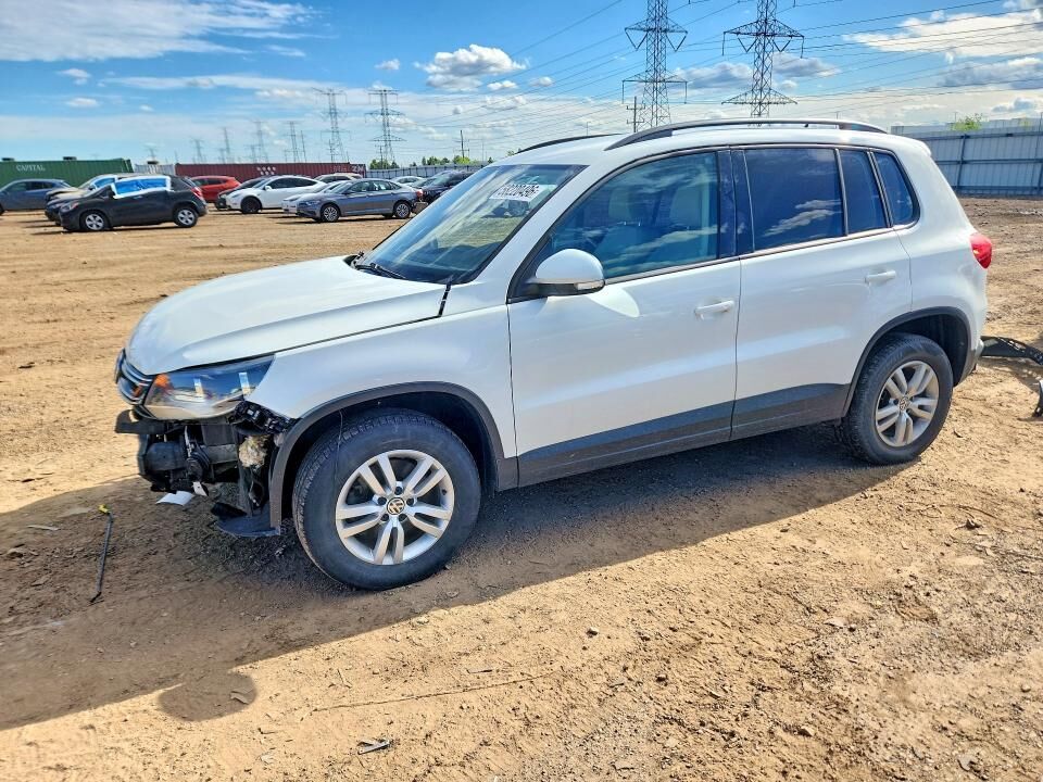 2016 VOLKSWAGEN Tiguan