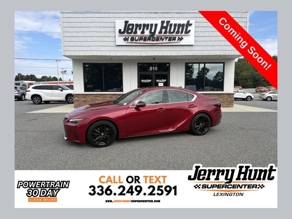2021 LEXUS IS