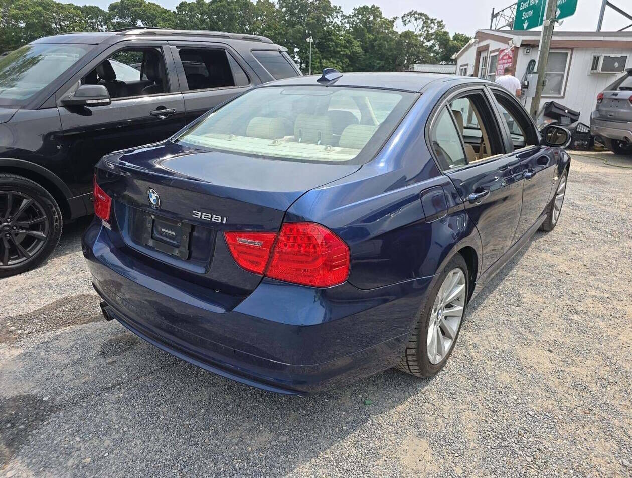 2011 BMW 328i
