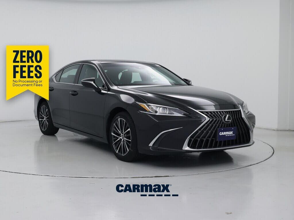 2022 LEXUS ES