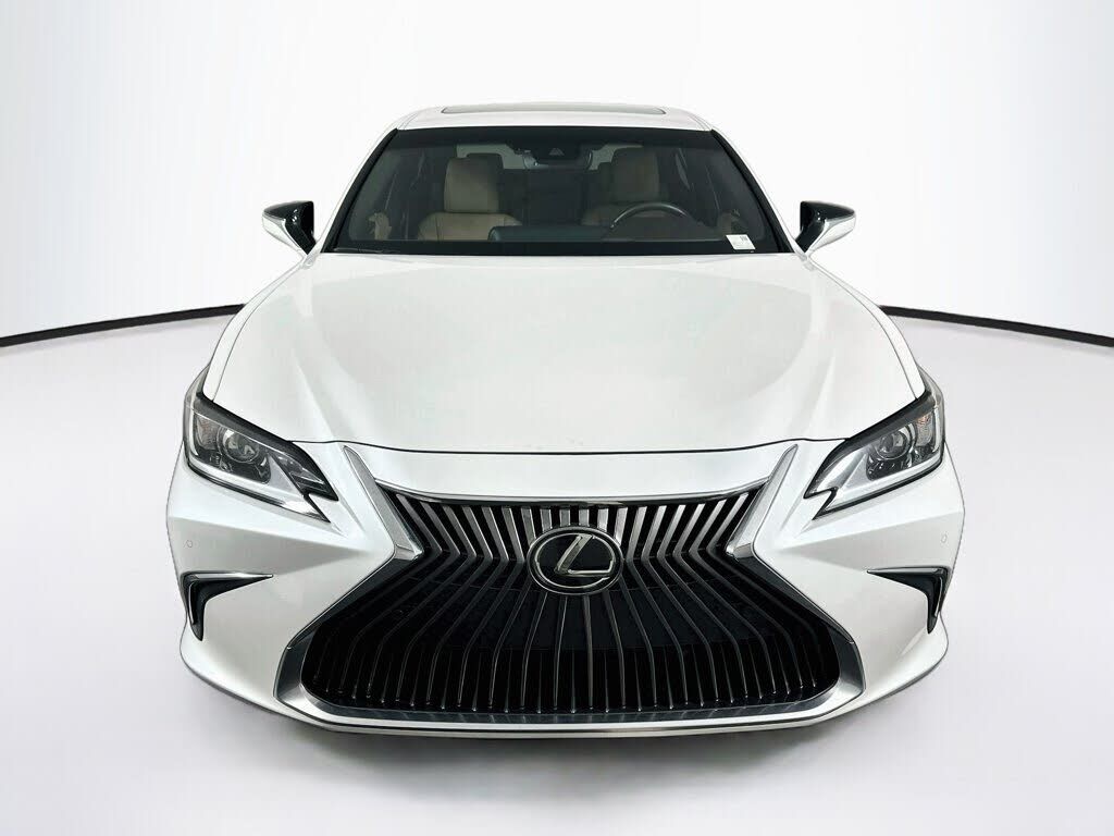 2020 Lexus ES