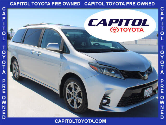 2019 TOYOTA Sienna