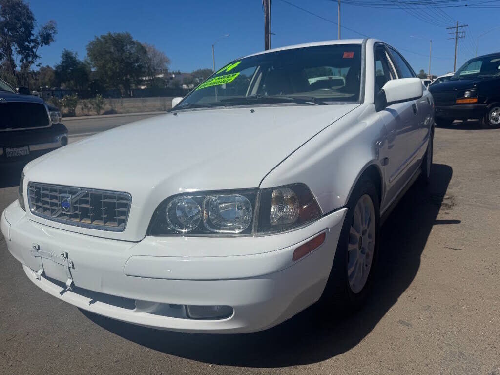 2004 VOLVO S40