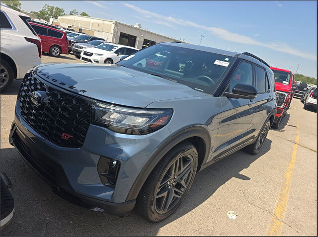 2025 FORD Explorer
