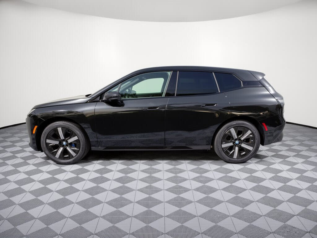 2024 BMW iX
