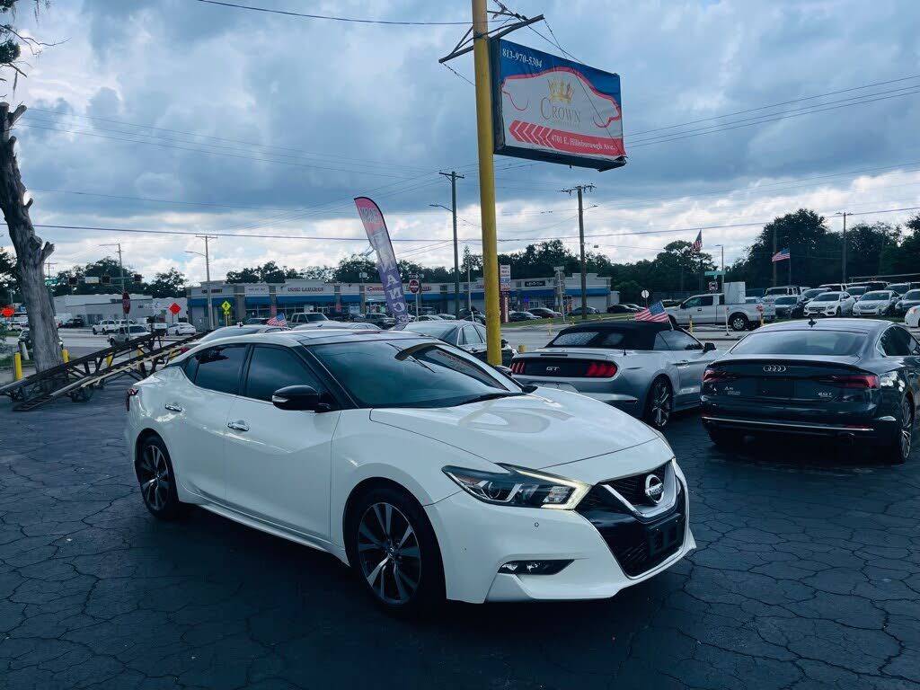 2017 NISSAN Maxima