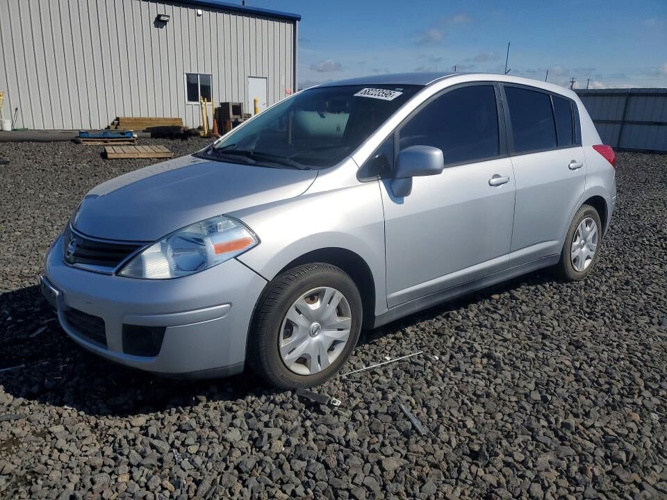 2010 NISSAN Versa