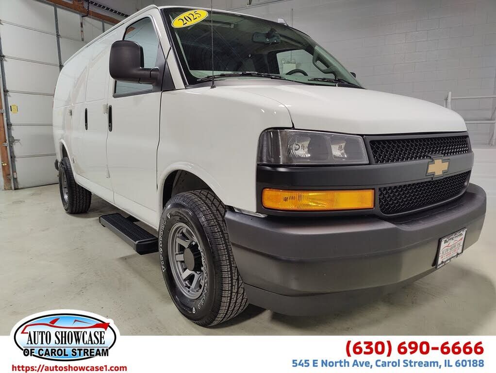 2025 CHEVROLET Express