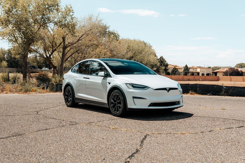 2022 TESLA Model X