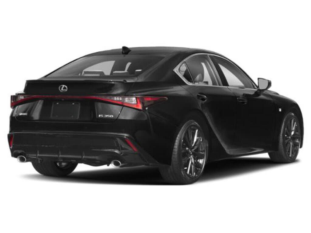 2022 Lexus IS