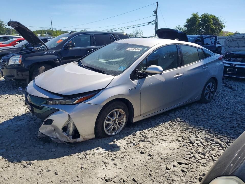 2018 TOYOTA Prius