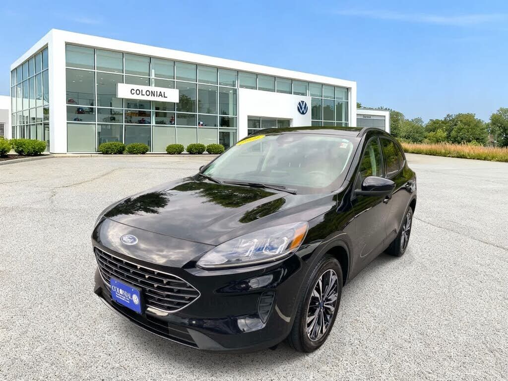 2021 FORD Escape