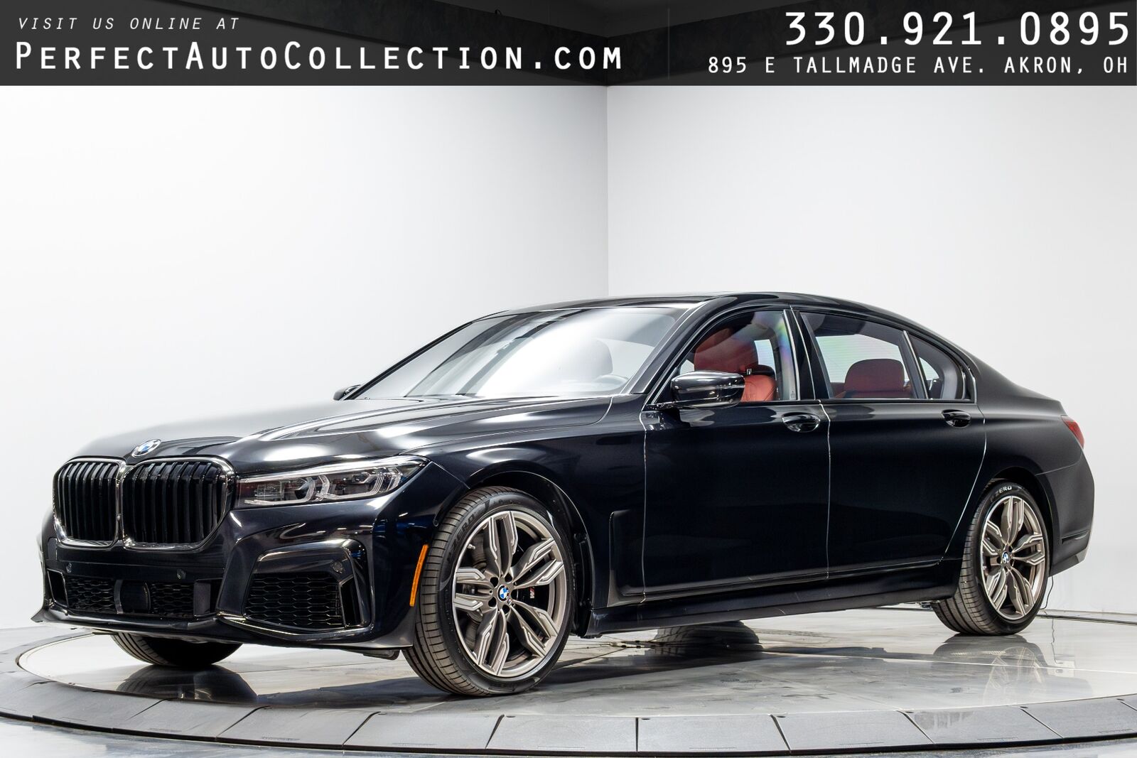 2022 BMW M7