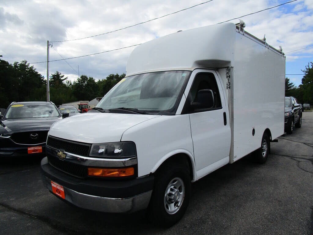 2021 CHEVROLET Express