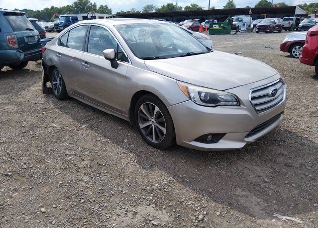 2016 SUBARU Legacy