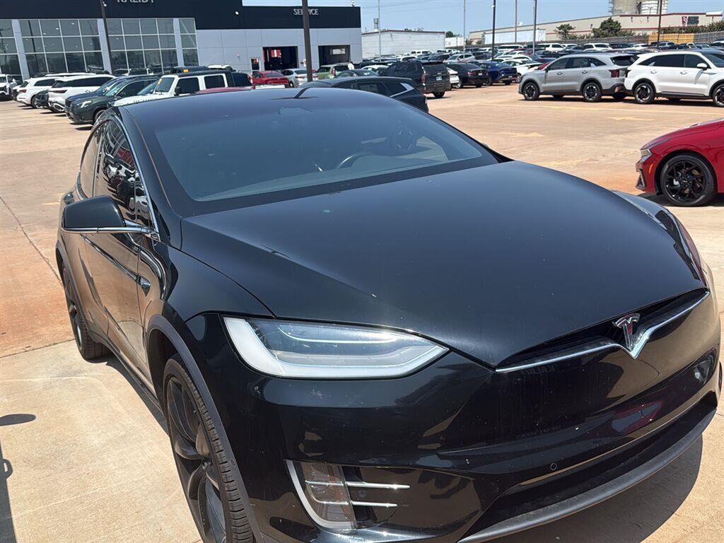 2021 TESLA Model X