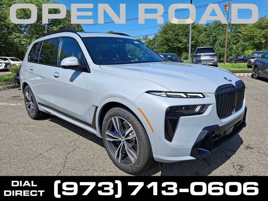 2027 BMW X7