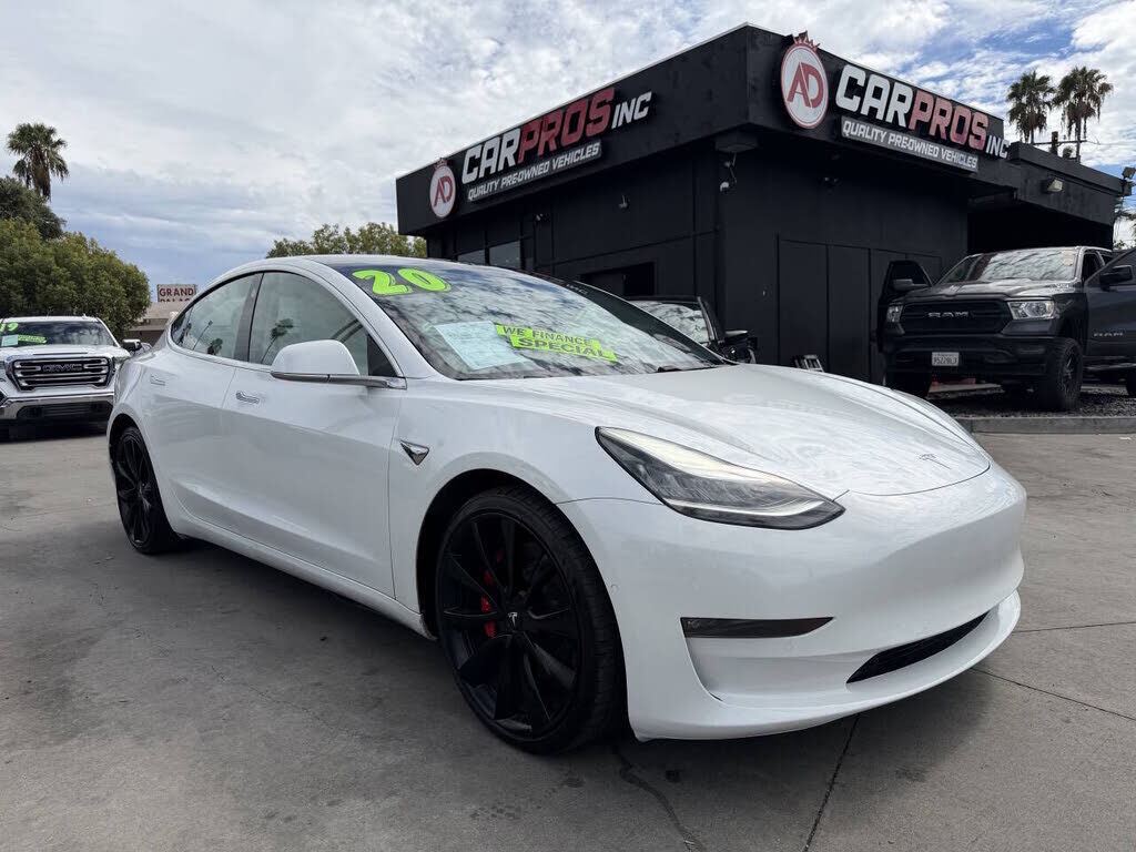 2020 TESLA Model 3