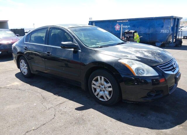 2012 NISSAN Altima