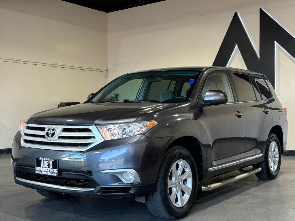 2012 TOYOTA Highlander