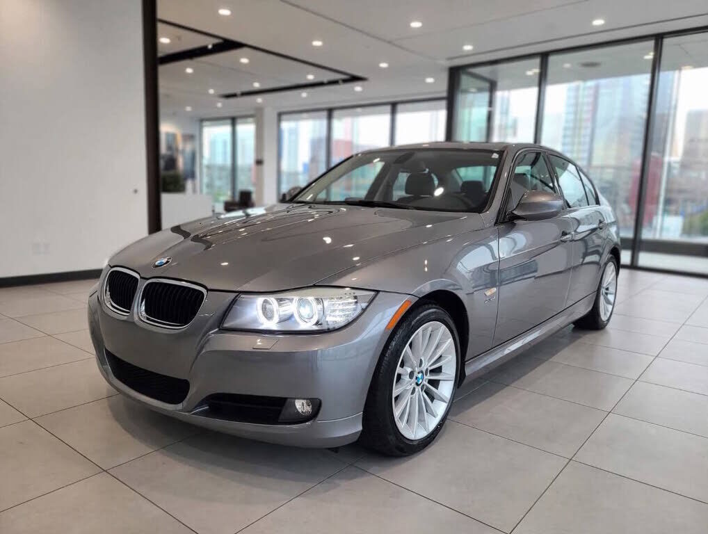 2011 BMW 3 Series