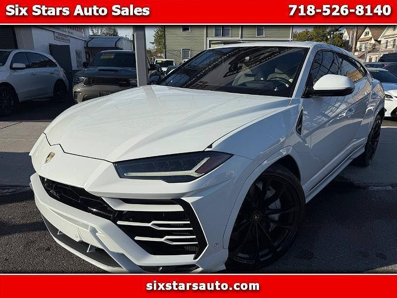 2020 LAMBORGHINI URUS