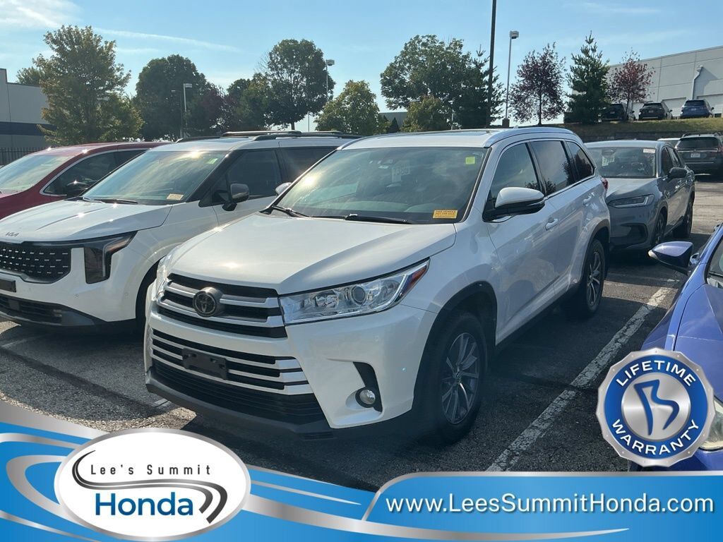 2019 TOYOTA Highlander