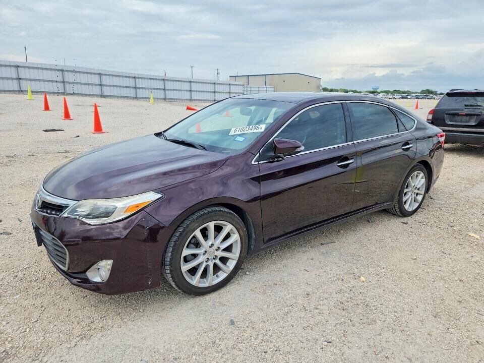 2013 TOYOTA Avalon