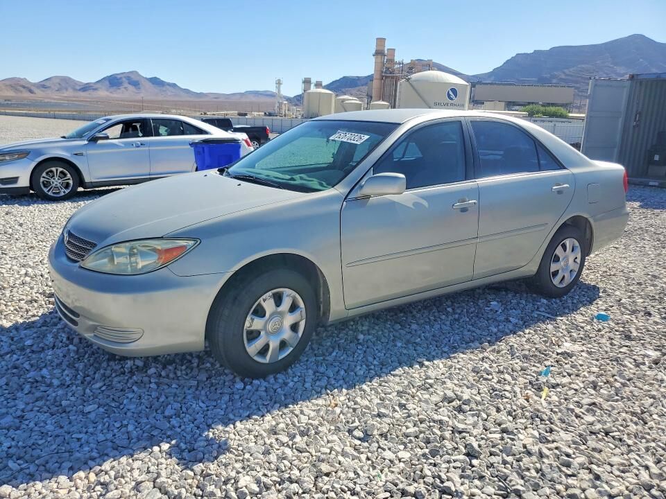 2004 TOYOTA Camry