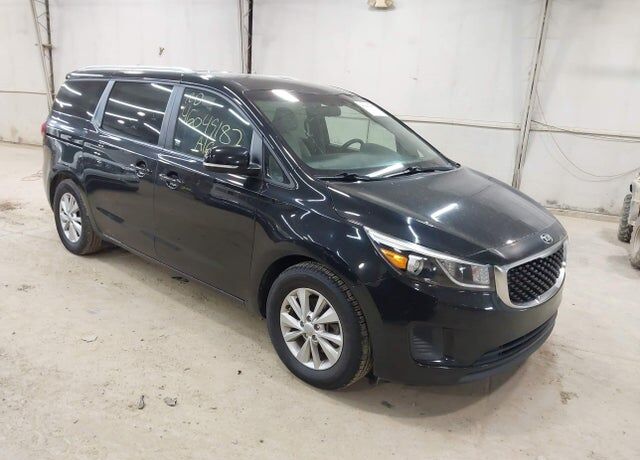 2016 KIA Sedona
