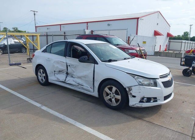 2011 CHEVROLET Cruze
