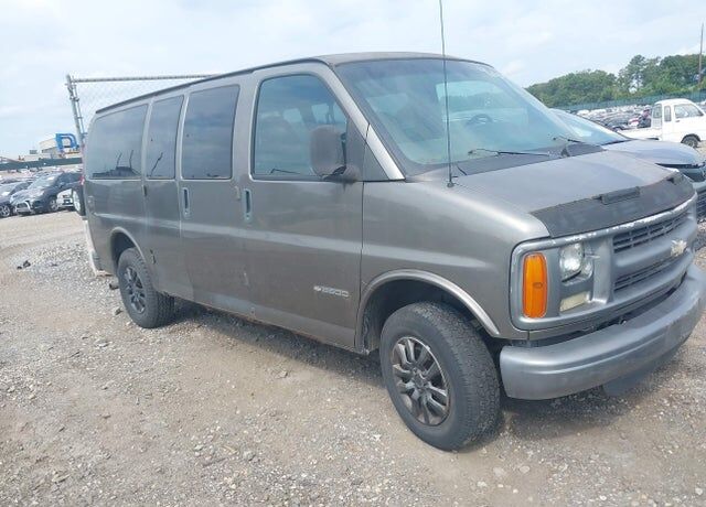 2002 CHEVROLET Express