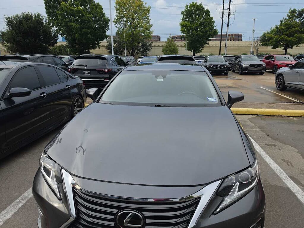 2016 Lexus ES