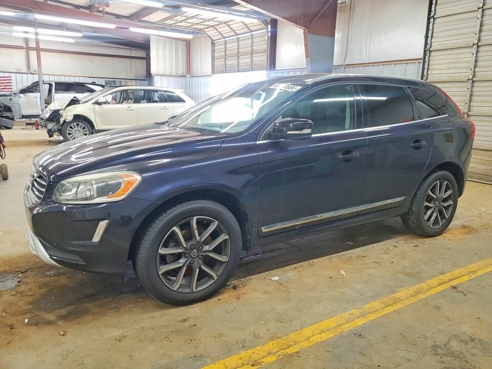 2017 VOLVO XC60