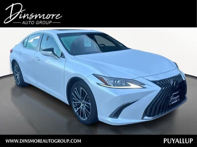 2022 LEXUS ES