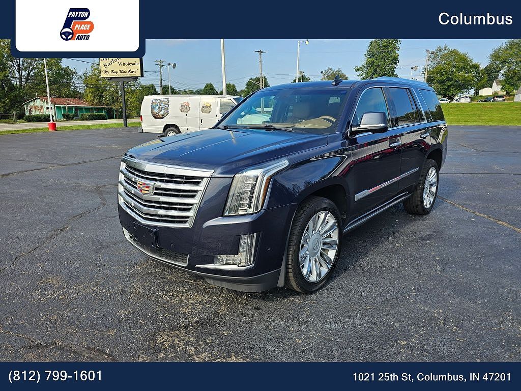 2017 CADILLAC Escalade