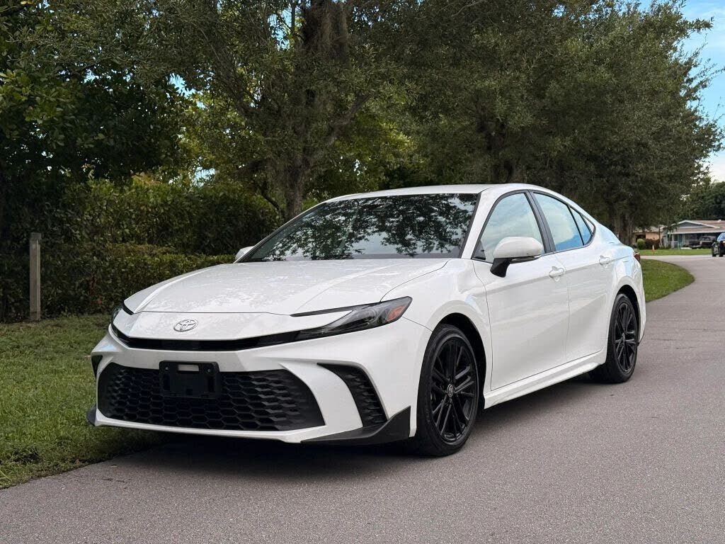 2025 TOYOTA Camry