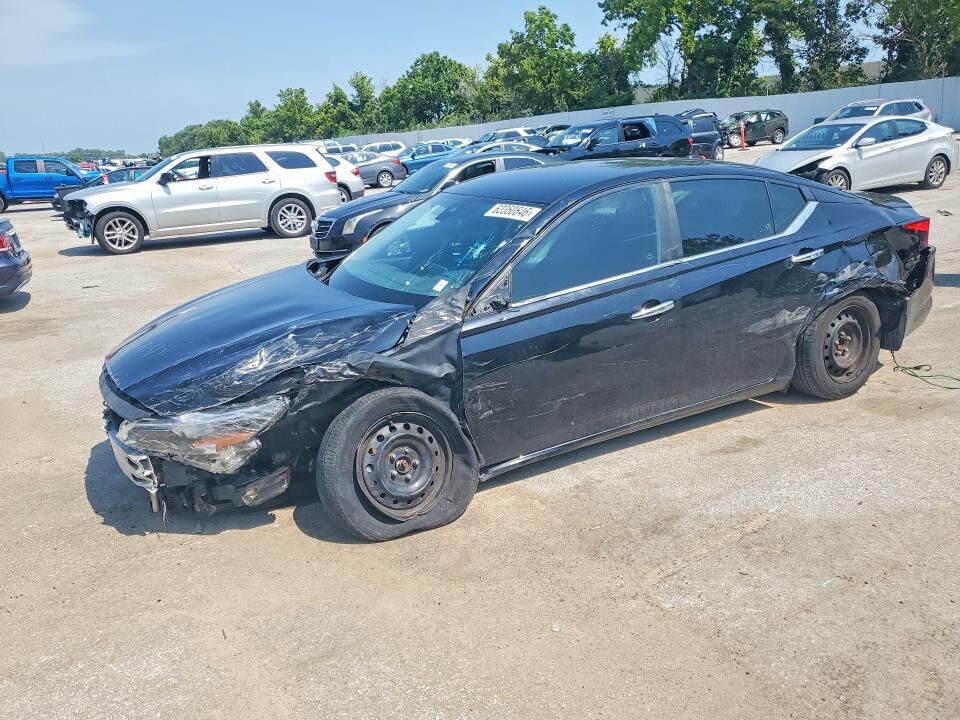 2020 NISSAN Altima