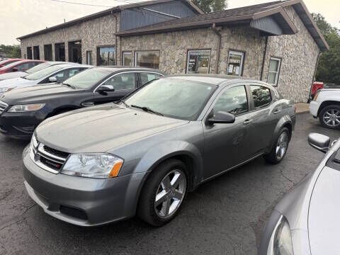 2012 DODGE Avenger