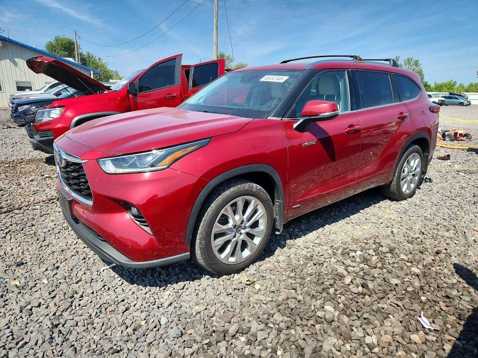 2021 TOYOTA Highlander