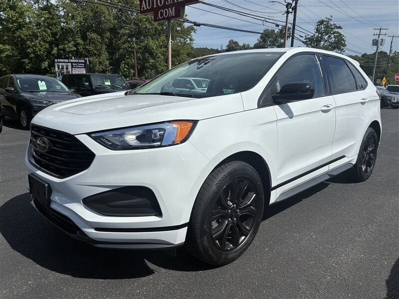 2023 FORD Edge