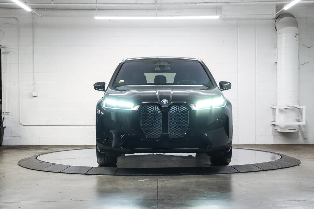 2024 BMW iX