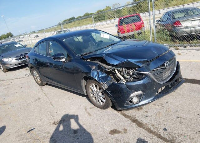 2015 MAZDA Mazda3