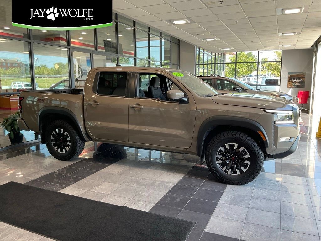 2024 NISSAN Frontier