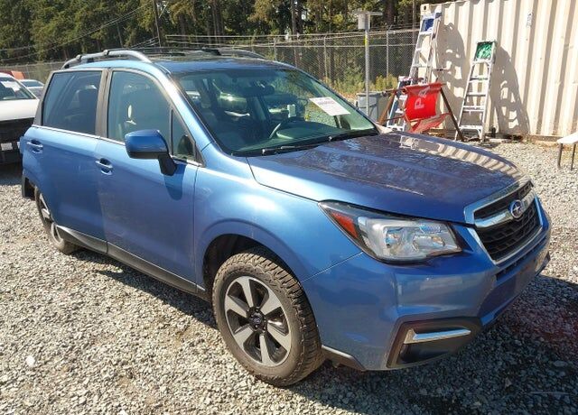 2017 SUBARU Forester