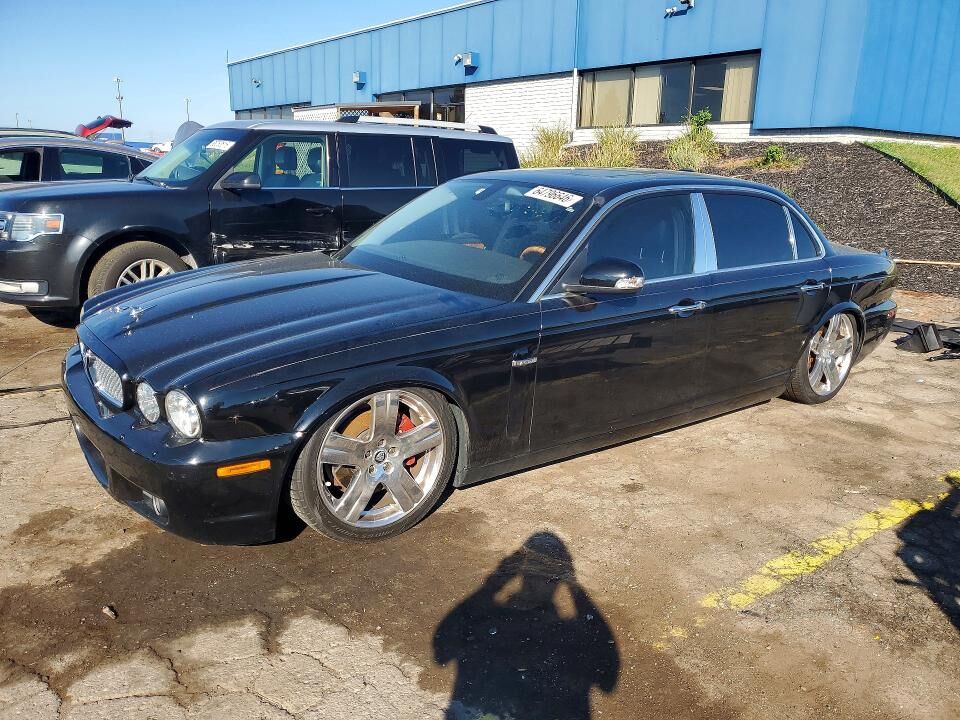 2009 JAGUAR XJ
