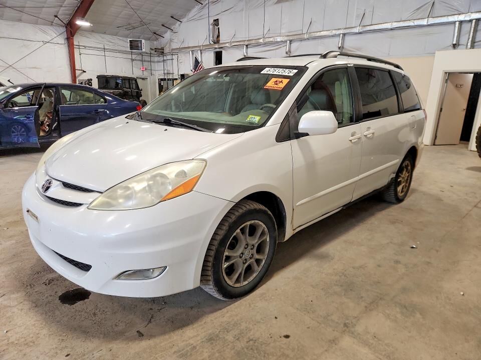 2006 TOYOTA Sienna